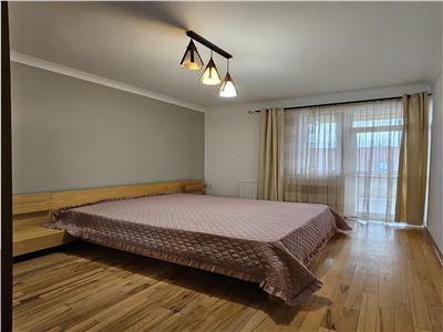 Apartament 3 camere, etaj 1 la vila de inchiriat Sibiu